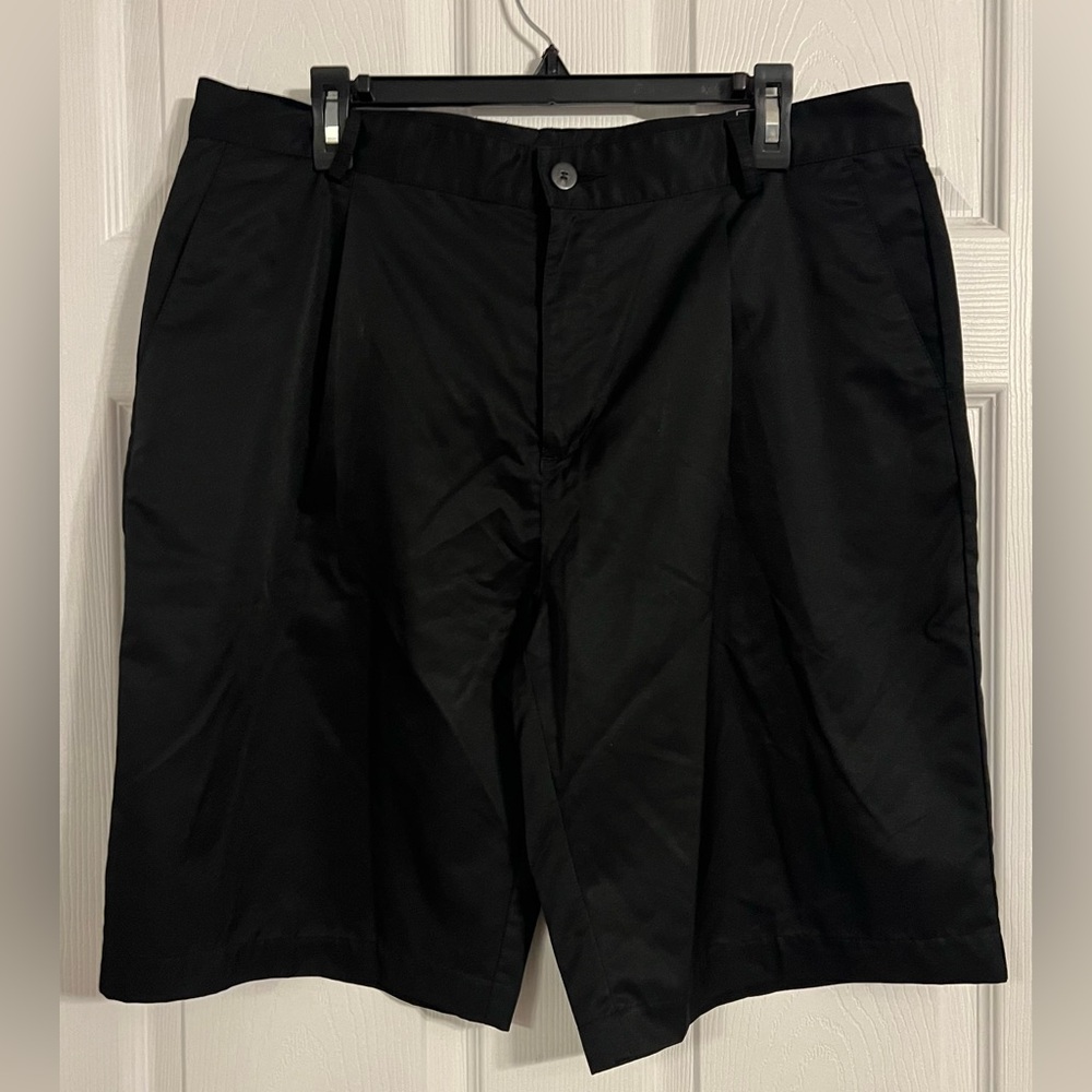 Adidas ClimLite Men’s Black Pleated Shorts Size 36 Golf Shorts